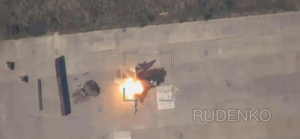 Ukraine sẽ làm gì khi chiến đấu cơ liên tục bị UAV giá rẻ của Nga tấn công?